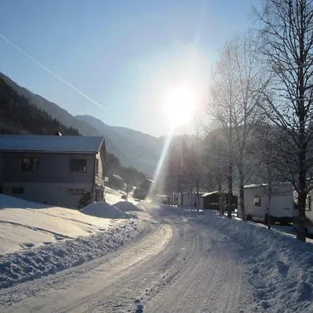 منتجع Nesheim & Bjordal (Hoyanger)